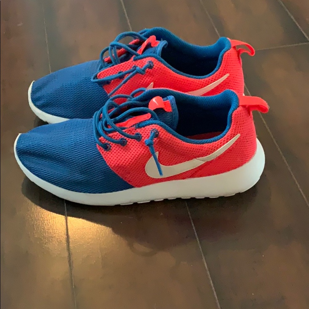 Nike Sneakers